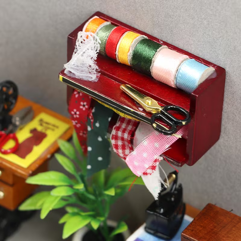 Dollhouse Mini Sewing Box with - Sewing Factory ulasan dan harga